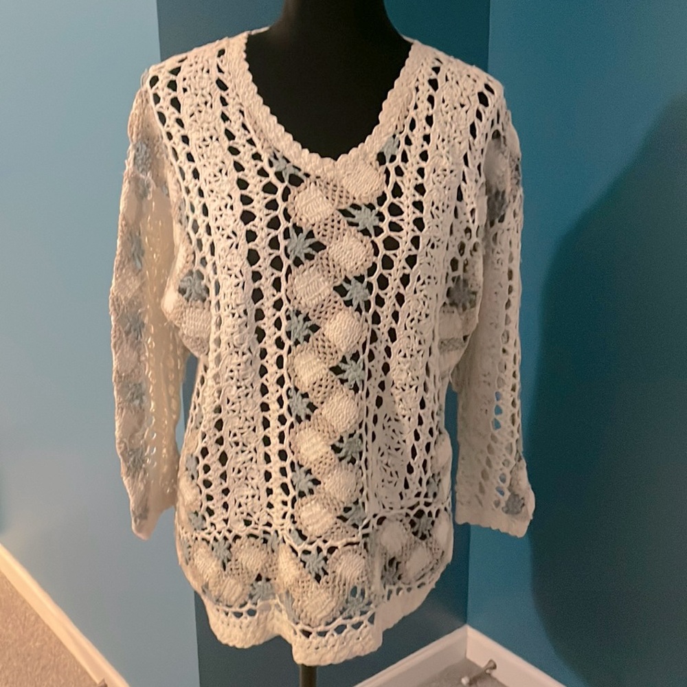 Shenanigans vintage  hand knitted sweater long sleeve, cream SZ small